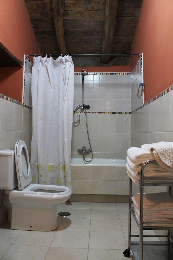 Casa Lucas Guest House Arzua Exterior photo